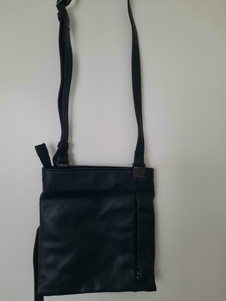 Zwart, plat schoudertasje, Esprit, Handtassen en Accessoires, Tassen | Damestassen, Ophalen, Nieuw, Zwart, Schoudertasje