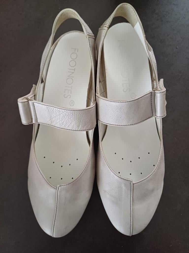 Escarpins élégants avec assise plantaire amovible - Footnote, Vêtements | Femmes, Chaussures, Comme neuf, Escarpins, Enlèvement ou Envoi