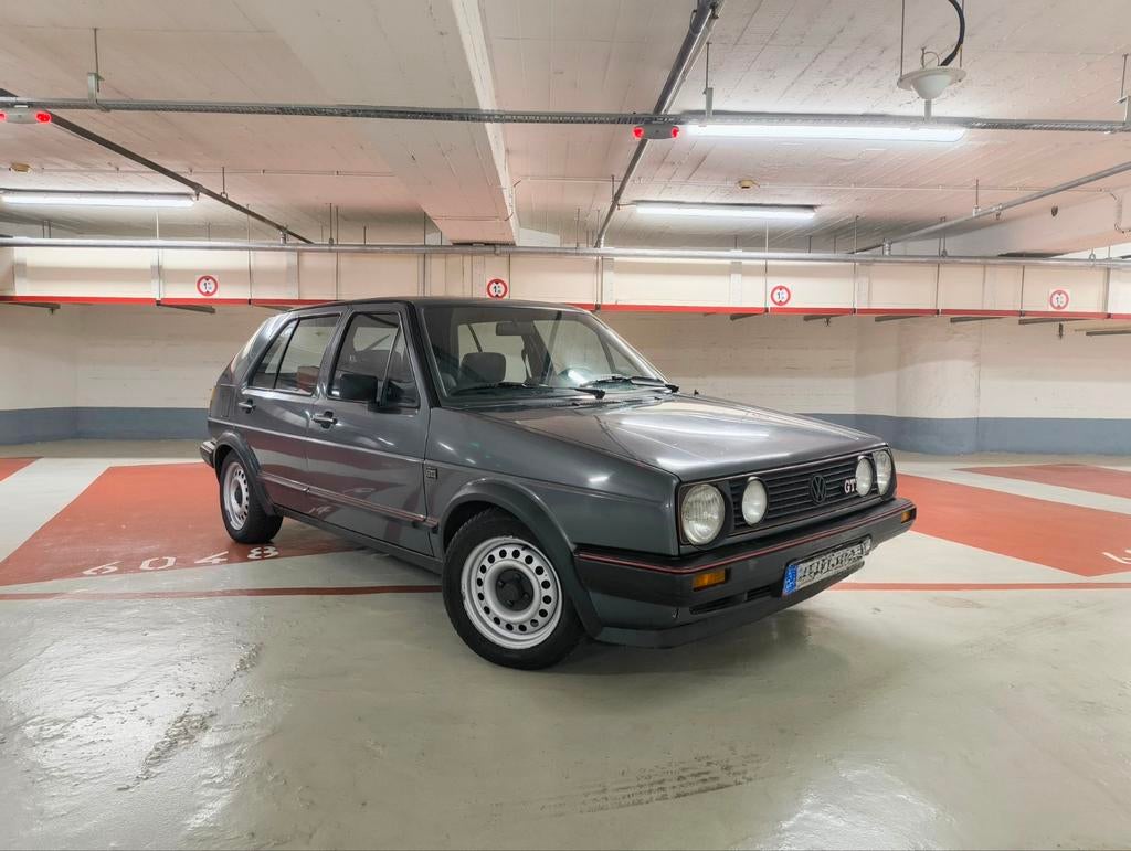 Golf 2 GTI 1.8L 8s - Fase 1, Auto's, Volkswagen, Voorwielaandrijving, 4 zetels, Stof, Zwart
