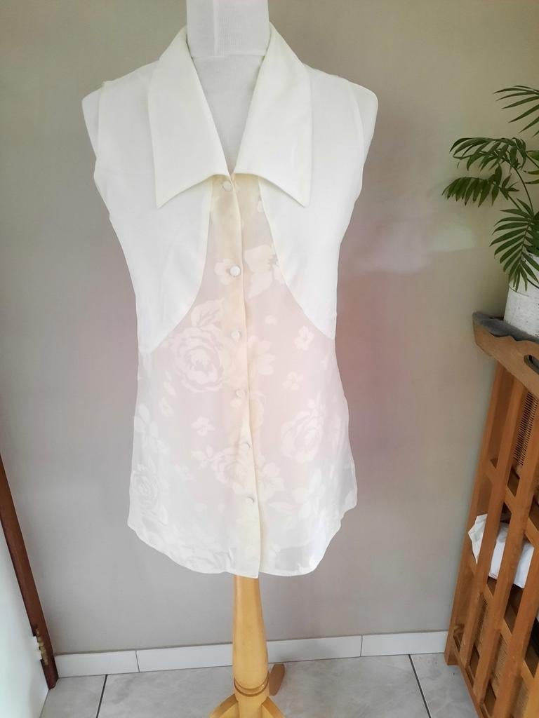 Belle blouse de couleur crème avec une belle blouse en voile, Enlèvement ou Envoi, Comme neuf, Taille 38/40 (M)