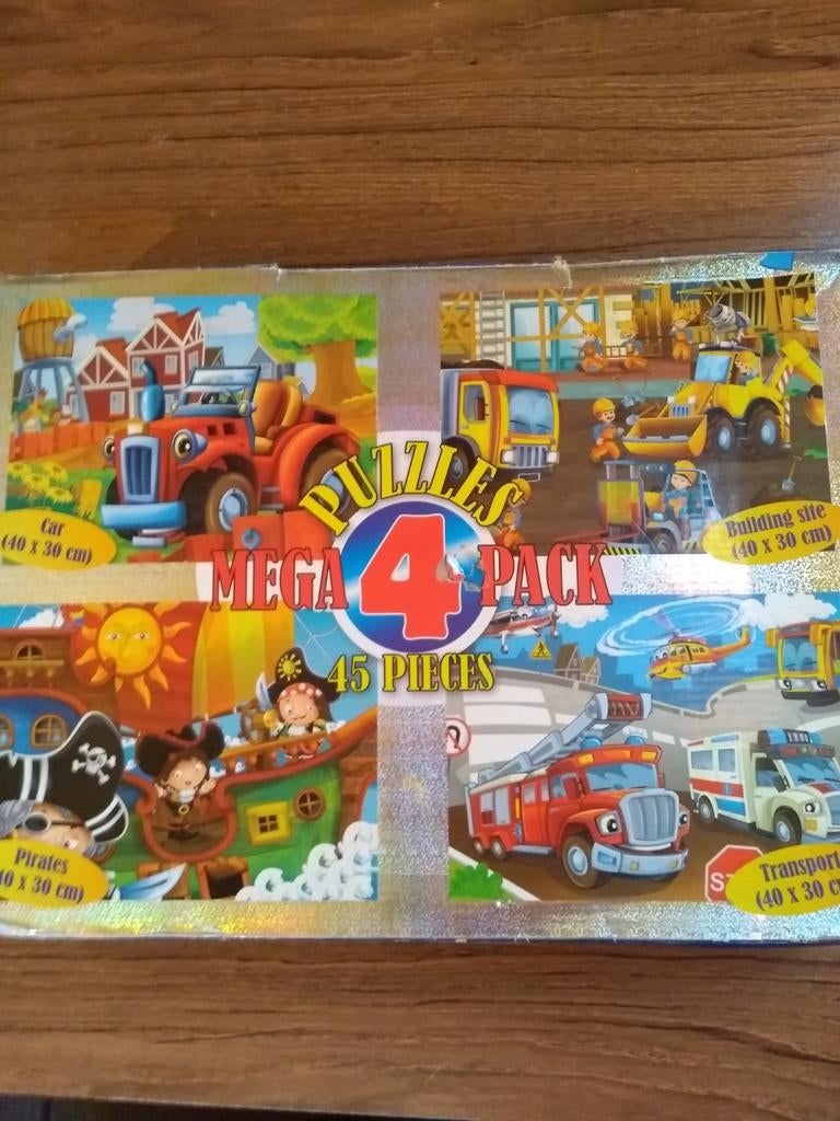4 verschillende puzzels, Enlèvement ou Envoi, Comme neuf
