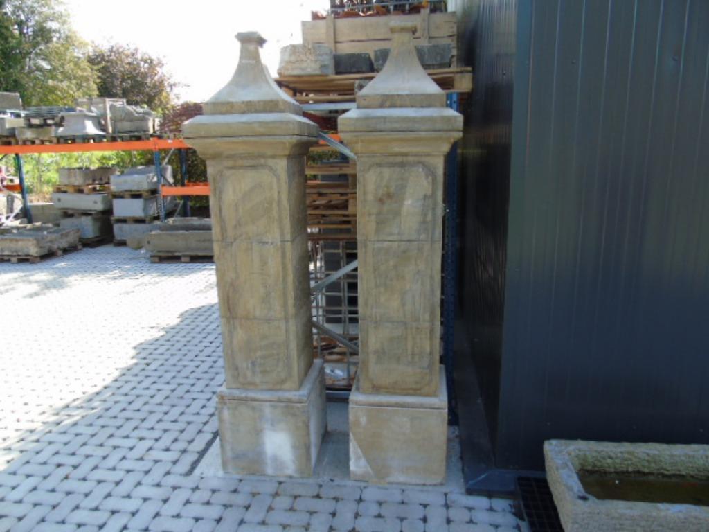colonnes de portail ou barrière en pierre bleu, Enlèvement, Comme neuf, Autres matériaux, 200 cm ou plus