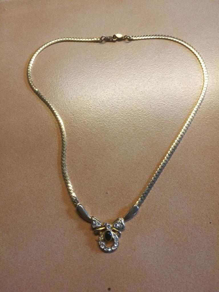 Collier Vintage plaqué Or avec grena noir Daxon, Bijoux, Sacs & Beauté, Enlèvement ou Envoi, Comme neuf, Noir, Or