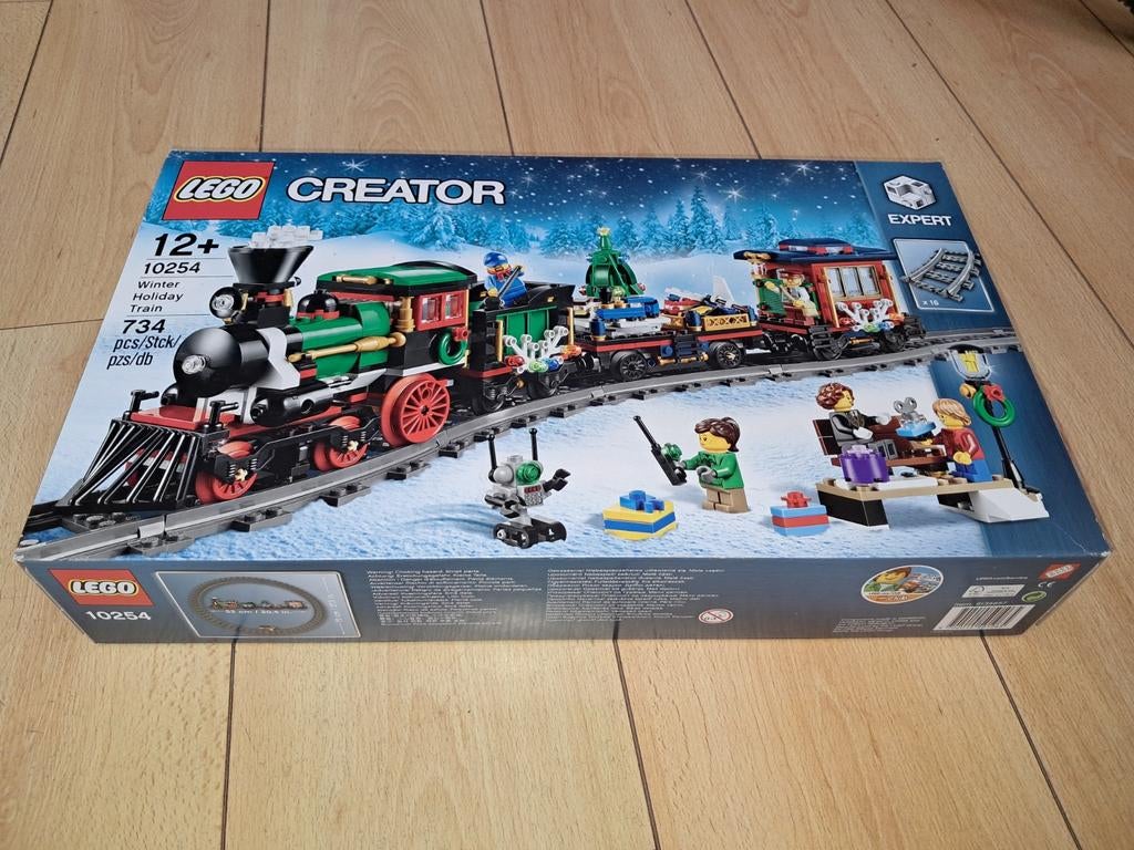 Lego 10254.  Trein, Enlèvement