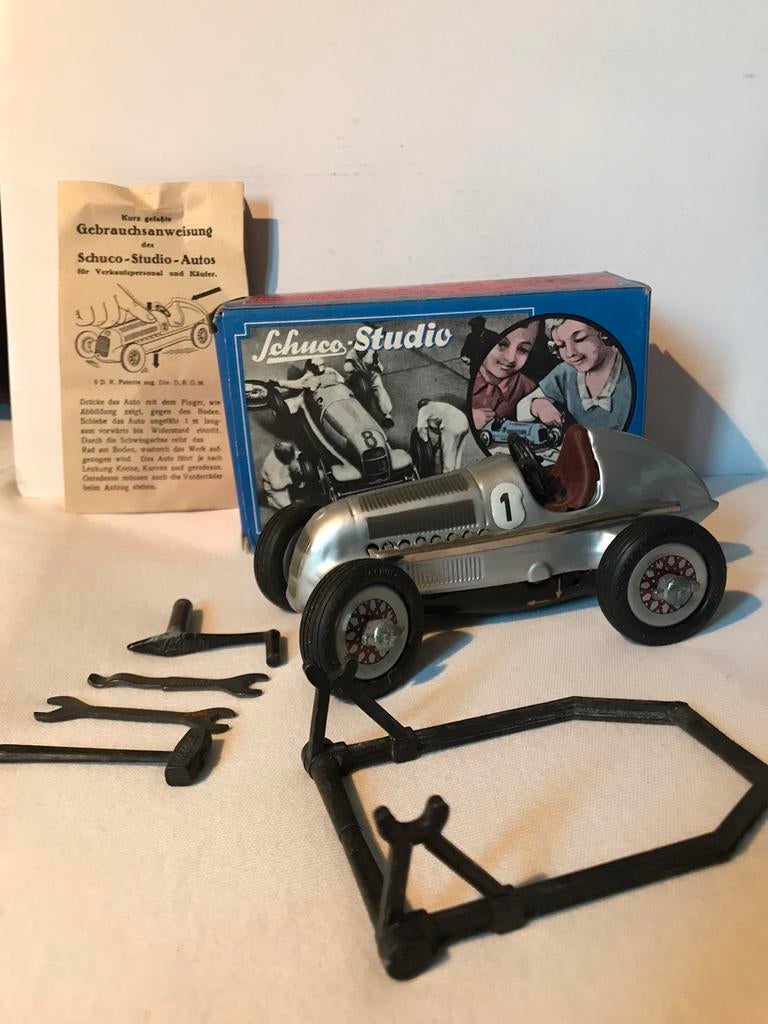 Schuco 1050 Mercedes Silberpfeil 1936 oldtimer, Envoi