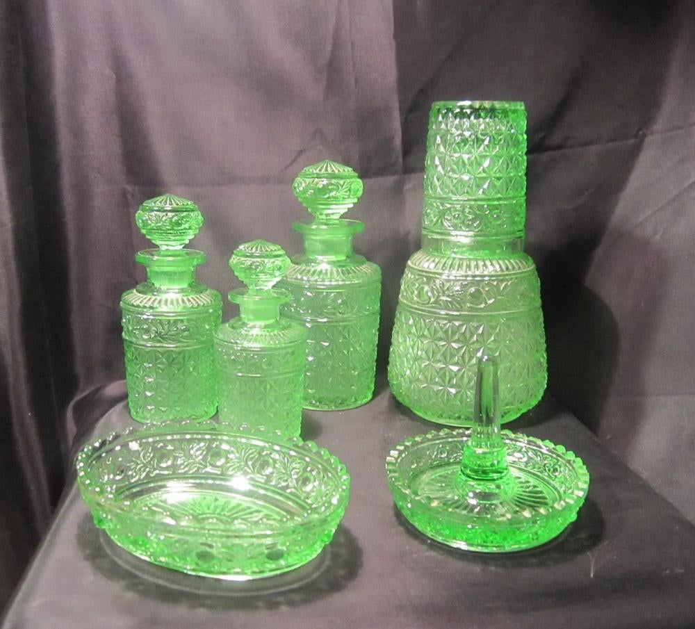 Set toilette ancien art déco Val St Lambert, 7 pièces, VSL, Antiquités & Art, Envoi