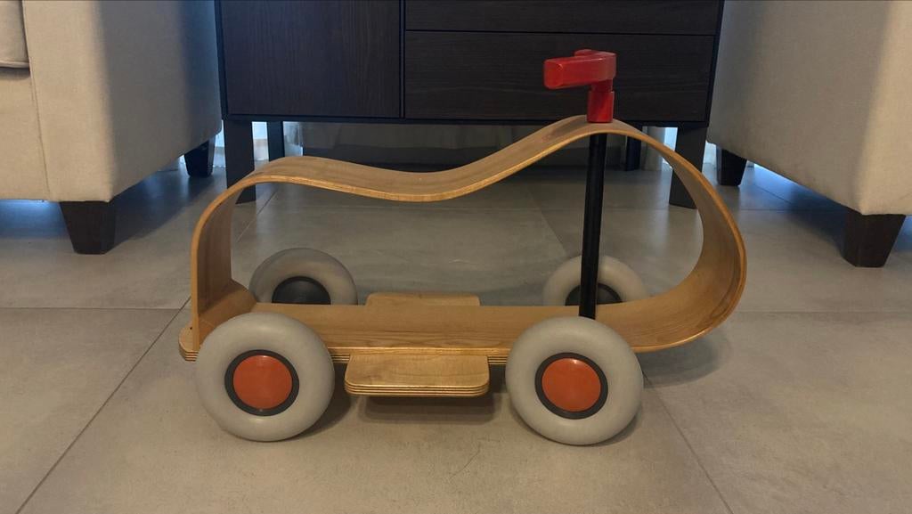 Sirch houten loopauto als nieuw, Kinderen en Baby's, Ophalen, Zo goed als nieuw