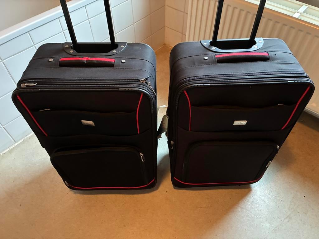 Reiskoffer/trolley, Ophalen, Zo goed als nieuw, Wieltjes
