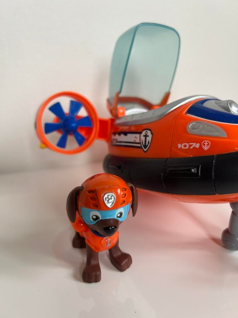 Pat patrouille Zuma et son sous-marin, Enlèvement, Utilisé
