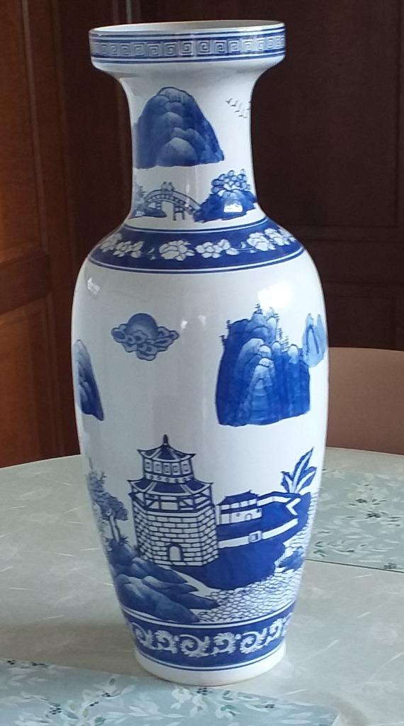 vase oriental bleu et blanc, Antiquités & Art, Enlèvement ou Envoi
