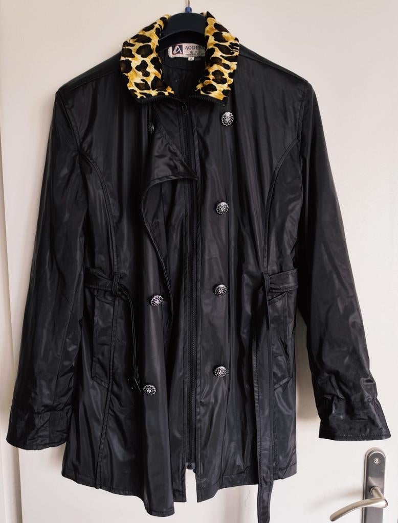 Zwarte trenchcoat voor tussenseizoenen, luipaardkraag, XL, Kleding | Dames, Jassen | Winter, Ophalen of Verzenden, Zwart