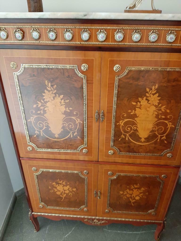 Spaanse kast, Enlèvement