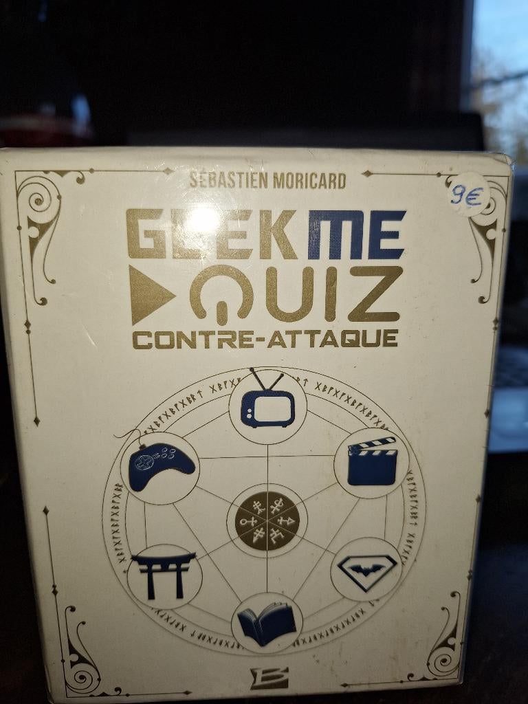 GEEK ME QUIZ CONTRE ATTAQUE, Hobby en Vrije tijd, Gezelschapsspellen | Kaartspellen, Zo goed als nieuw, Vijf spelers of meer, Ophalen of Verzenden