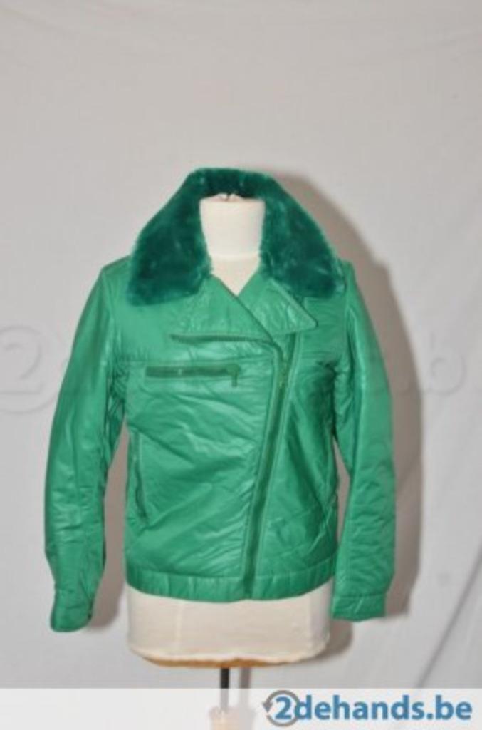 GEZOCHT: jas, anorak, jack met pels, Ophalen of Verzenden