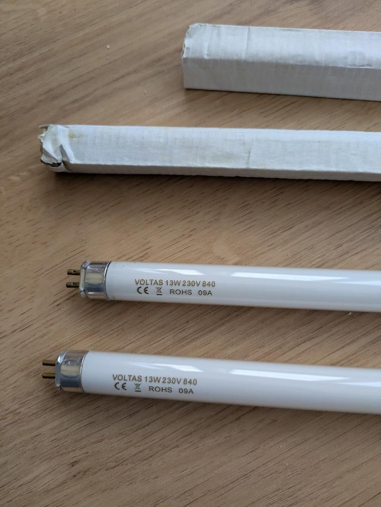 2 TL lampen.  Voltas, 13 Watt. 52 CM. Helder licht., Ophalen, Nieuw