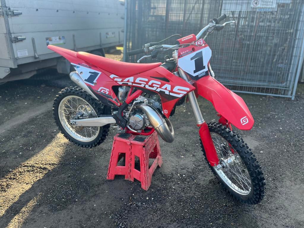 Gasgas mc125 2023 carburateur, 125 cm³, Particulier, Moto de cross, 1 cylindre