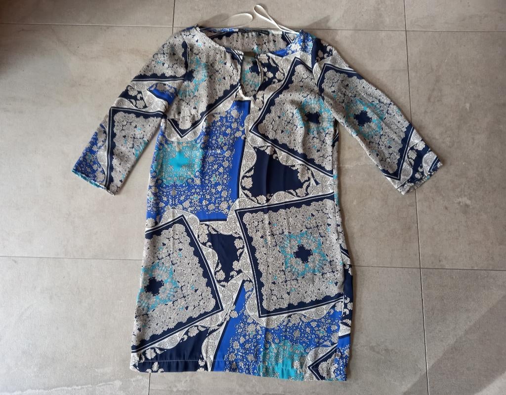 Mooi kleedje 3-kwart mouw maat Small *Zara Basic* H.goede st, Enlèvement ou Envoi, Taille 36 (S), Comme neuf, Longueur genou