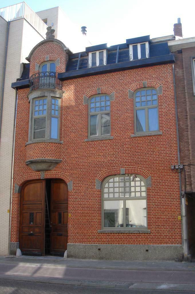 Ruim gemeubeld herenhuis te huur voor korte periode (1maand), 350 m², Direct bij eigenaar, 4 kamers, Hasselt
