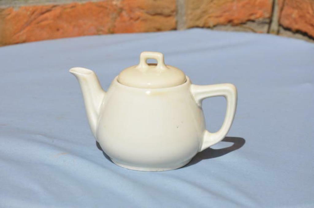 §theiere blanche pour 1 tasse, Antiquités & Art, Enlèvement ou Envoi
