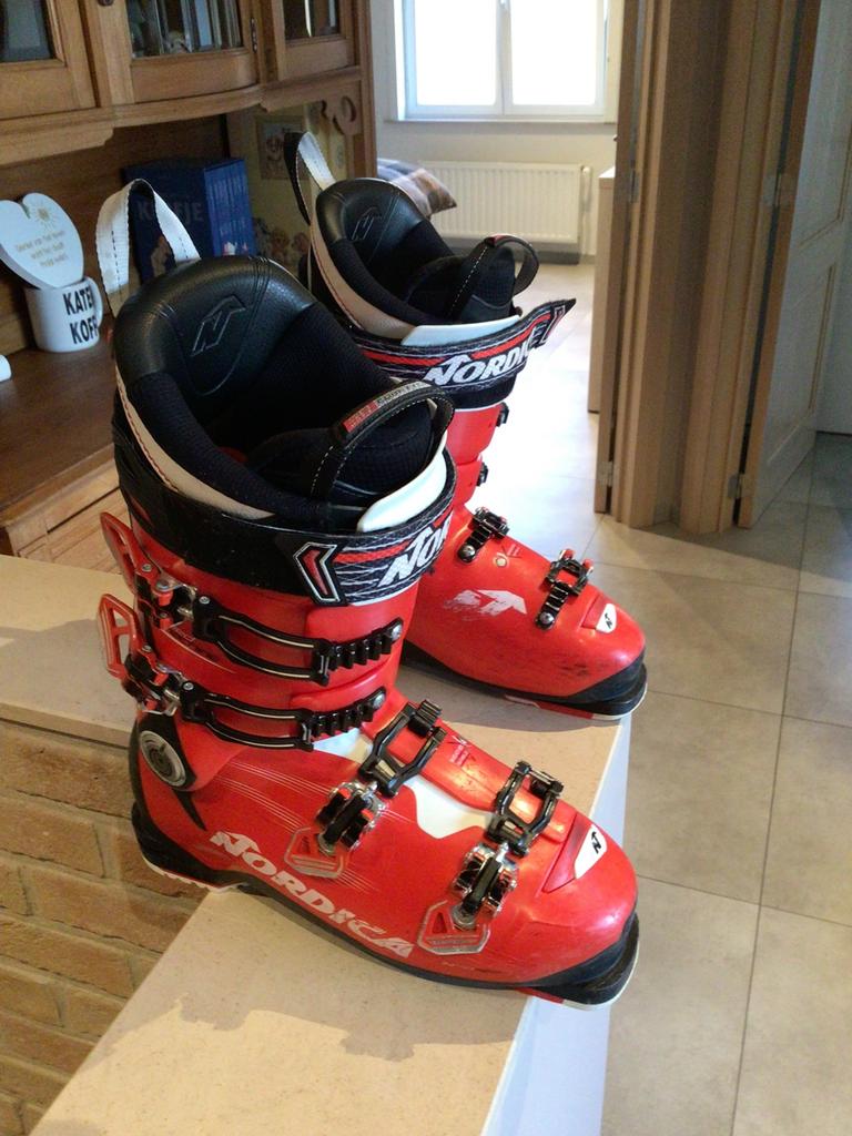 Nordica , Heren skischoenen maat 28-28,5, Sport en Fitness, Ophalen, Schoenen, Zo goed als nieuw, Nordica