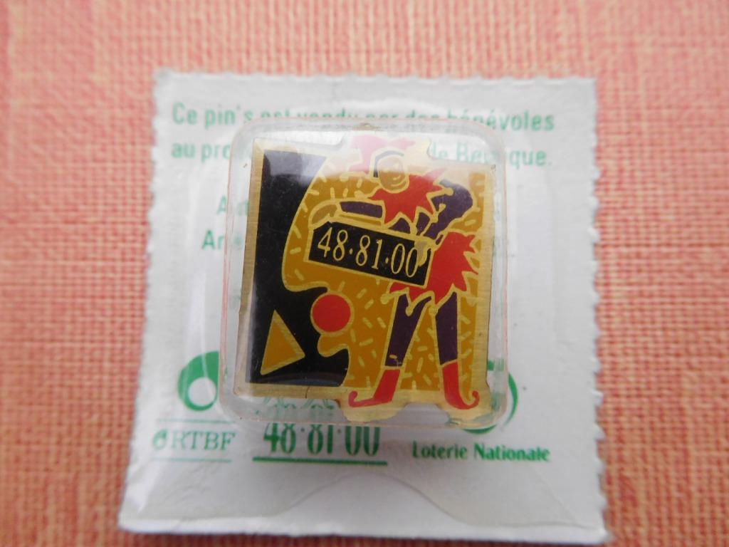 Ancien pin's 48.81.00, Enlèvement ou Envoi, Neuf, Insigne ou Pin's