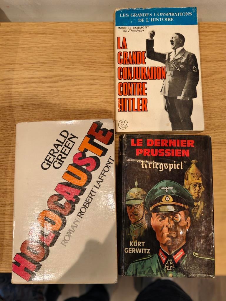 Lot de 3 livres anciens sur la guerre, Livres
