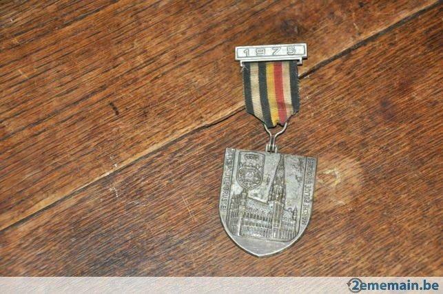 medaille marche police de Bruxellex 1975, Enlèvement ou Envoi, Utilisé