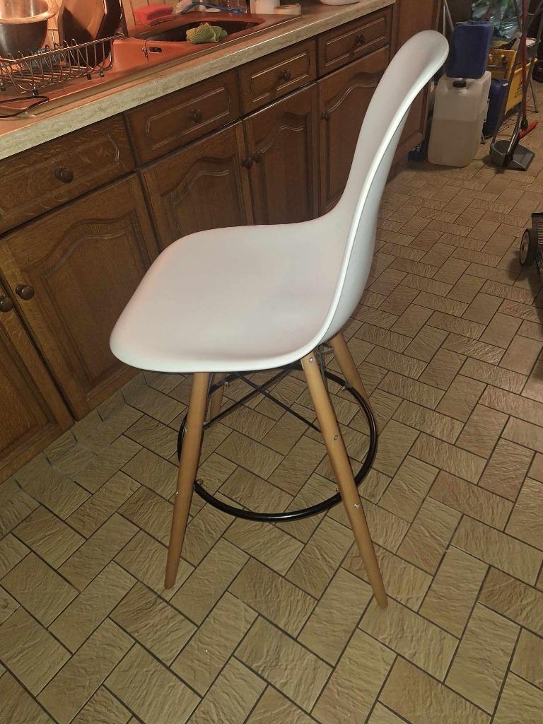 Tabouret de bar blanc brillant DSW à vendre ! Nouveau prix :, Comme neuf, 60 à 90 cm, 1 tabouret, Bois