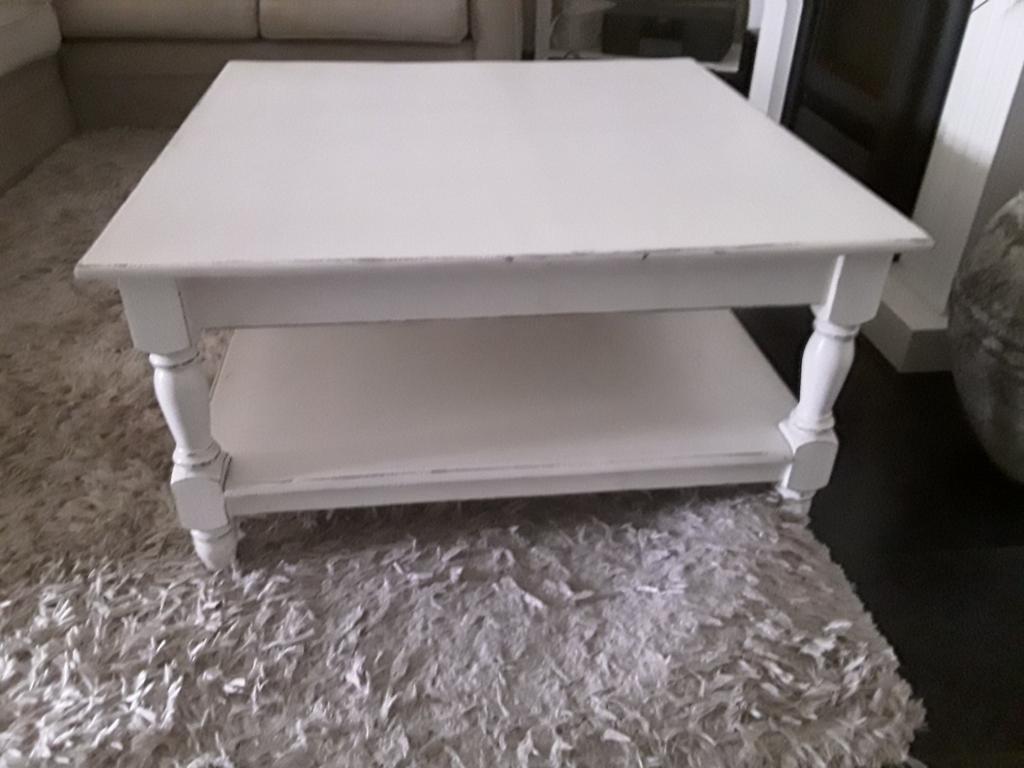 Landelijke salontafel  90 0p 90 cm kleur gebroken wit, Huis en Inrichting, Tafels | Bijzettafels, Ophalen