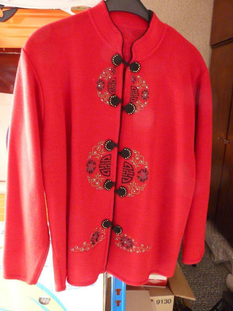 Mooie kwaliteitsvest in tricot, oosterse look. Maat L, Kleding | Dames, Ophalen, Zo goed als nieuw, Maat 42/44 (L), Rood