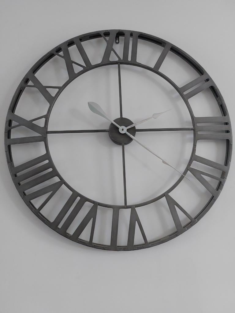 Horloge en fer, Enlèvement ou Envoi, Comme neuf