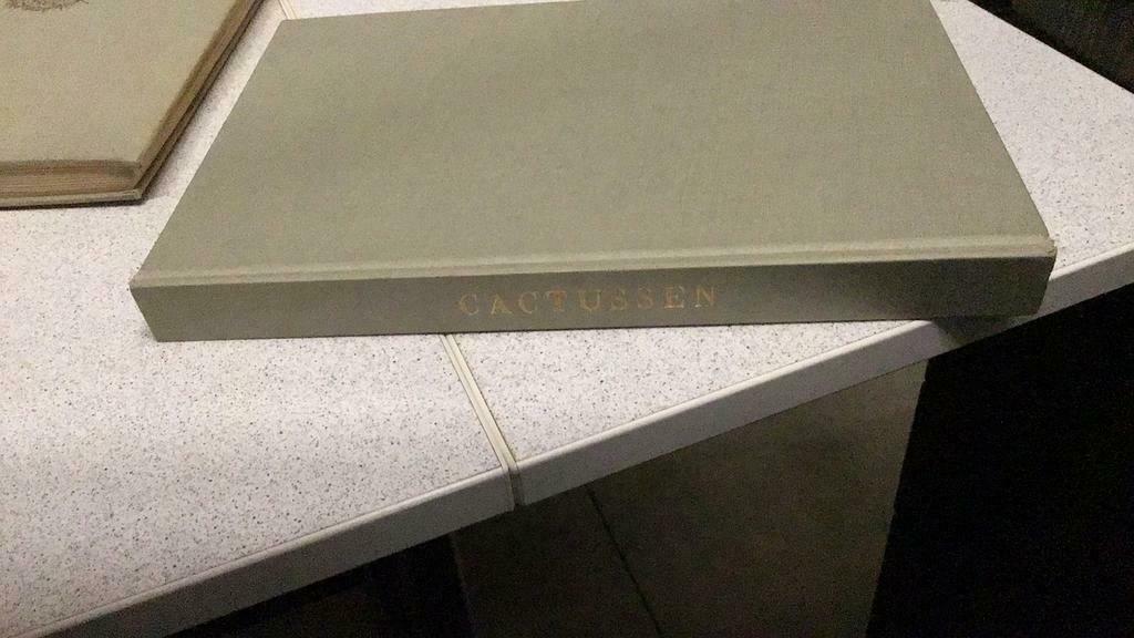Artis historia cactussen (zk5), Boeken, Ophalen of Verzenden, Gelezen, Artis, Prentenboek