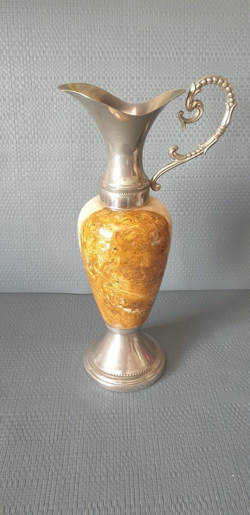 Bougeoir ou vase en onyx et étain