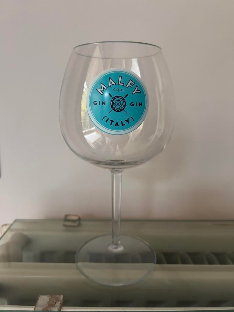 Beker Gin Malfy gin Italy (plastiek), Verzamelen, Ophalen, Zo goed als nieuw