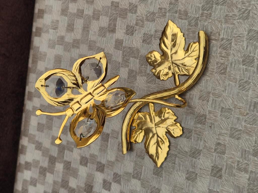 Heel mooie vergulde vlinder Swarovski decoratie, Verzamelen, Swarovski, Ophalen of Verzenden, Zo goed als nieuw