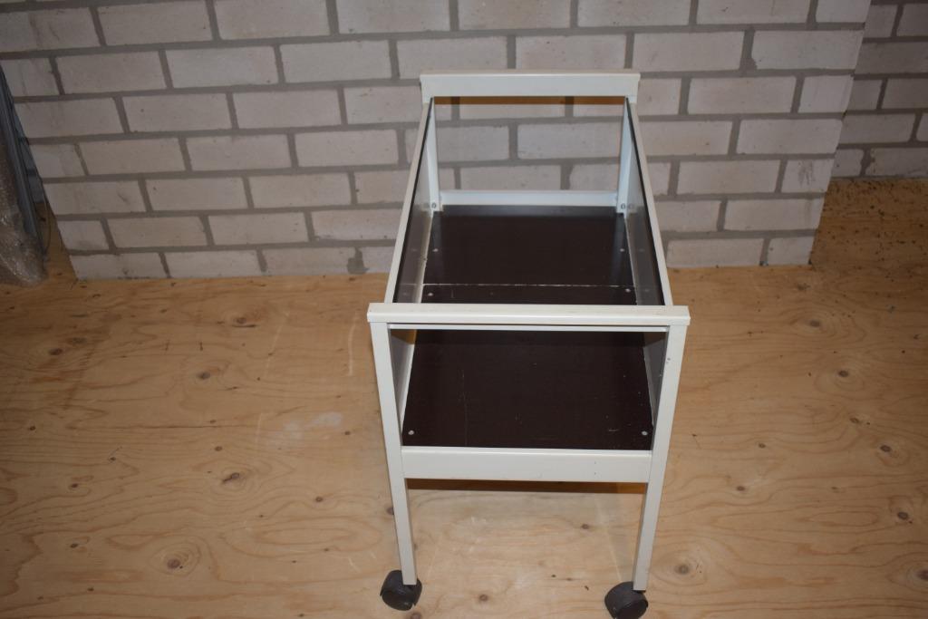 Rolwagentje 3 stuks  60 x 37 x 55 cm, Huis en Inrichting, Gebruikt, Klassiek kantoor, Metaal of Aluminium, 55 tot 75 cm