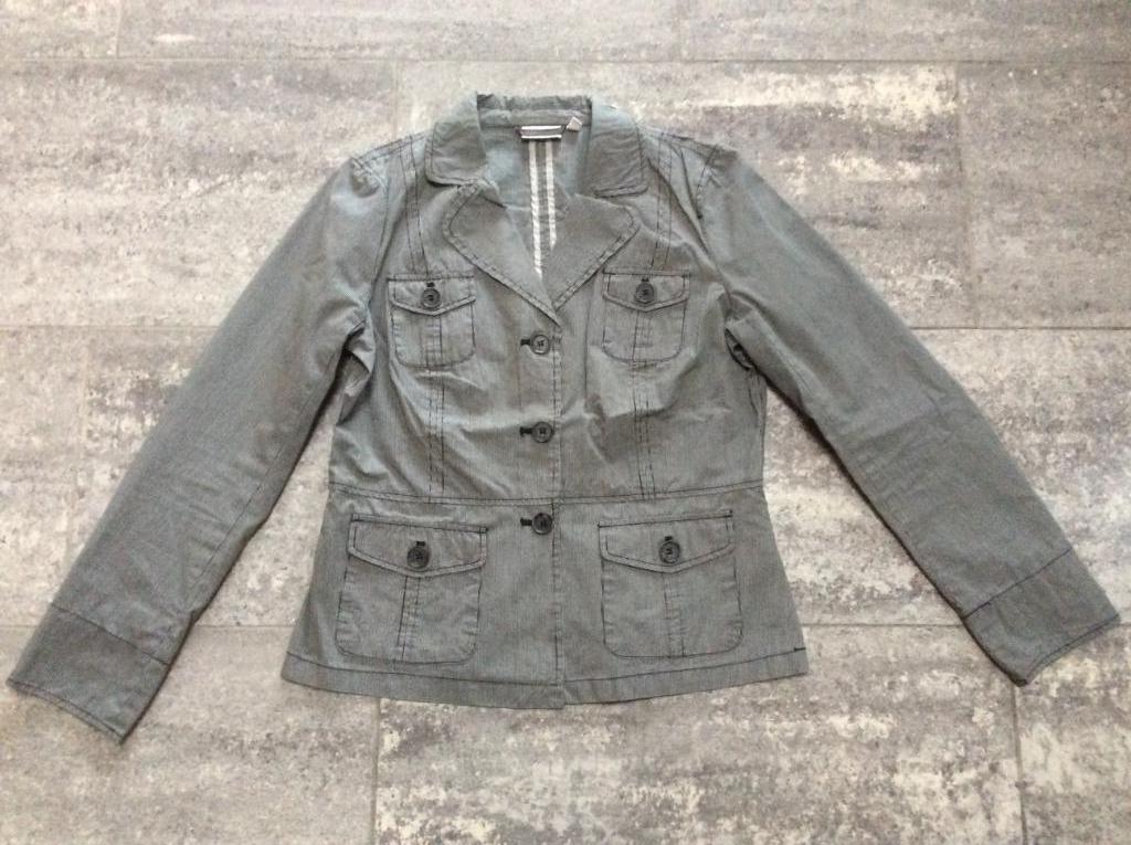 Blazer Biaggini 38/40, Kleding | Dames, Ophalen of Verzenden, Zo goed als nieuw, Jasje, Grijs