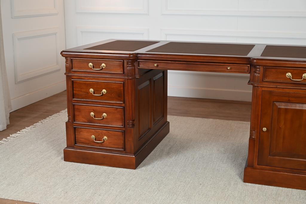 Klassiek Engels bureau 180x90 (NIEUW), Huis en Inrichting, Ophalen of Verzenden, Nieuw