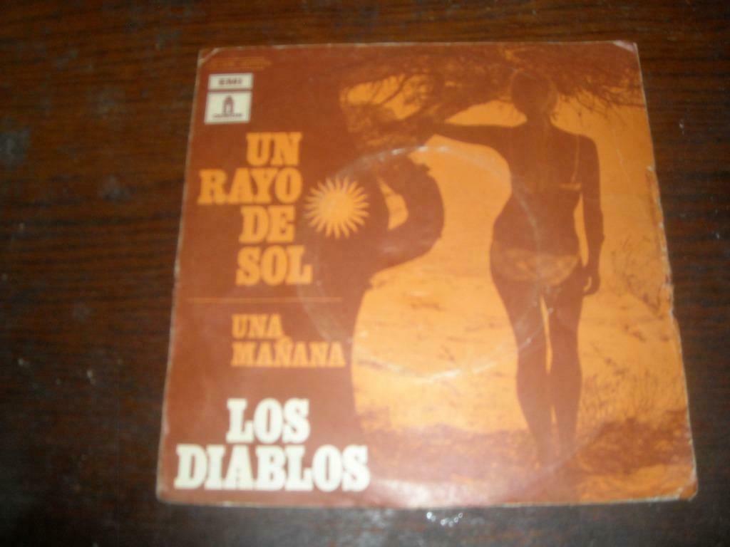 45T Los Diablos : Un rayo de sol, Ophalen of Verzenden