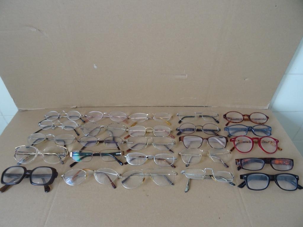 Curiosa collectie oude brillen collectie 25 vintage brillen, Ophalen of Verzenden