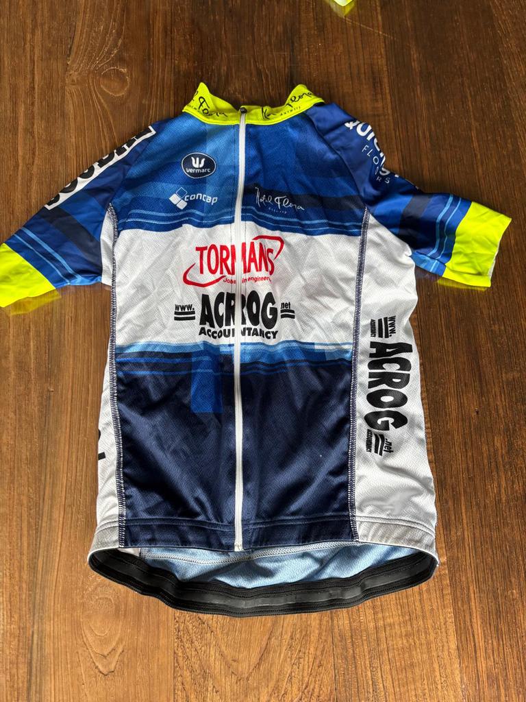 Koers kleding nieuw, Ophalen, Nieuw, Kleding