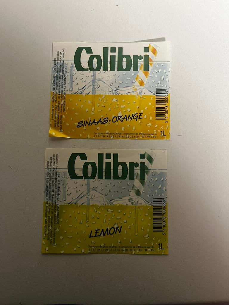 2 Etiketten Colibri van Cristal Alken, Ophalen of Verzenden