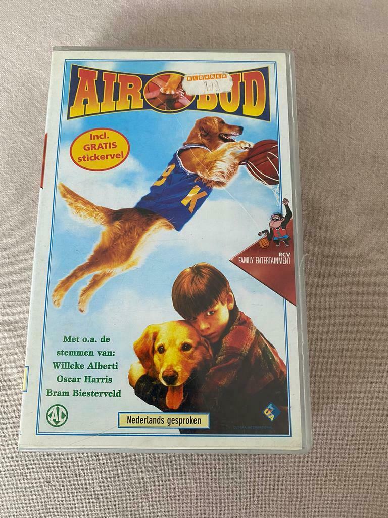 VHS cssette Air Bud : Nederlands gesproken, Alle leeftijden, Ophalen of Verzenden, Actie en Avontuur