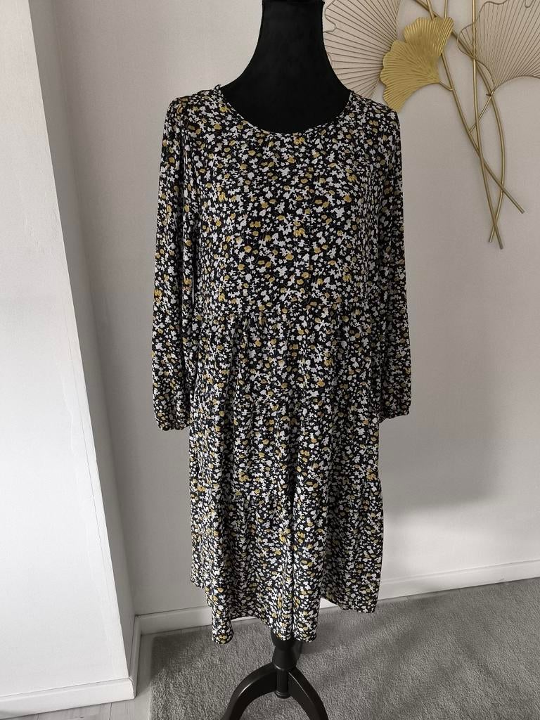 Kleedje met lange mouwen, Ophalen of Verzenden, Zo goed als nieuw, Maat 46/48 (XL) of groter