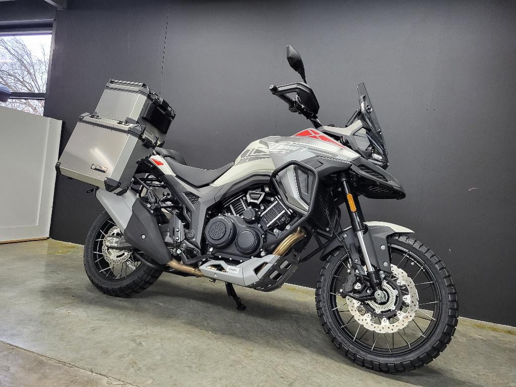 Morbidelli T1002VX (2+3 jaar garantie), Motos, Motos | Marques Autre, Permis Moto A, Tourisme, Entreprise, Plus de 35 kW