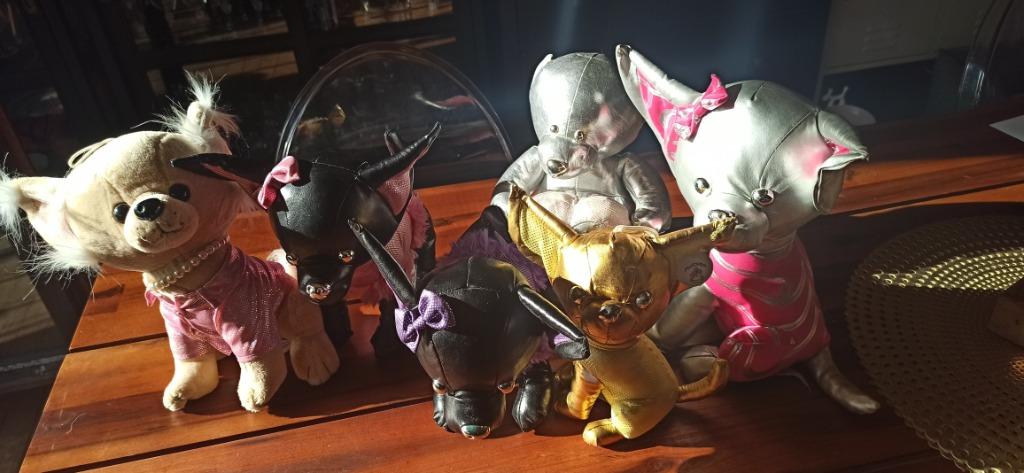 lot peluches chihuahuas, Enlèvement ou Envoi, Comme neuf, Chien