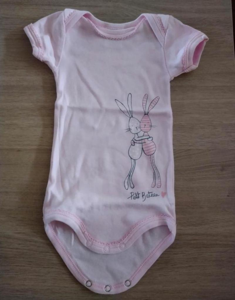 Roze body met konijntjes Petit Bateau - maat 62 (nieuw), Kinderen en Baby's, Nacht- of Onderkleding, Meisje, Nieuw, Ophalen of Verzenden