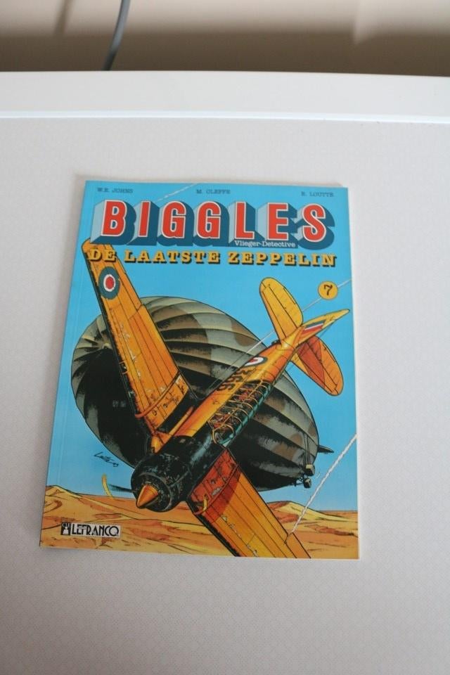 Biggles Nr 7 : De laatste Zeppelin - sc - 1e druk 1995, Eén stripboek, Ophalen of Verzenden, Zo goed als nieuw