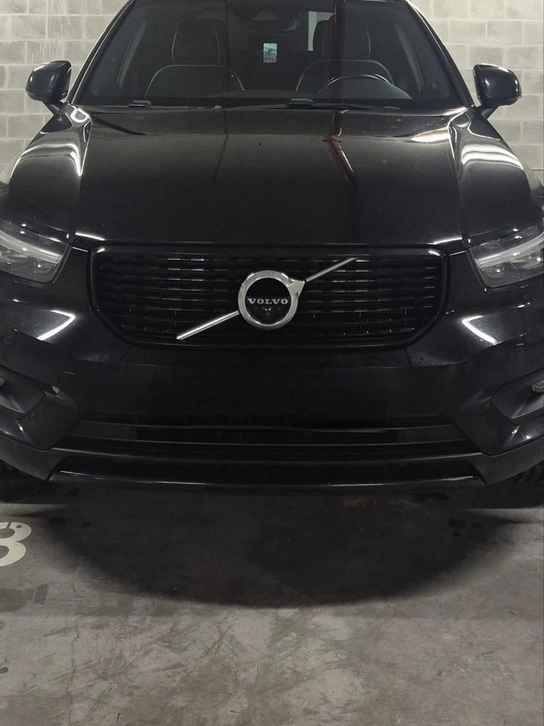 Volvo XC40 D3 – Luxe, veilig en stijlvol, Auto's, USB, Zwart, Bedrijf, Diesel