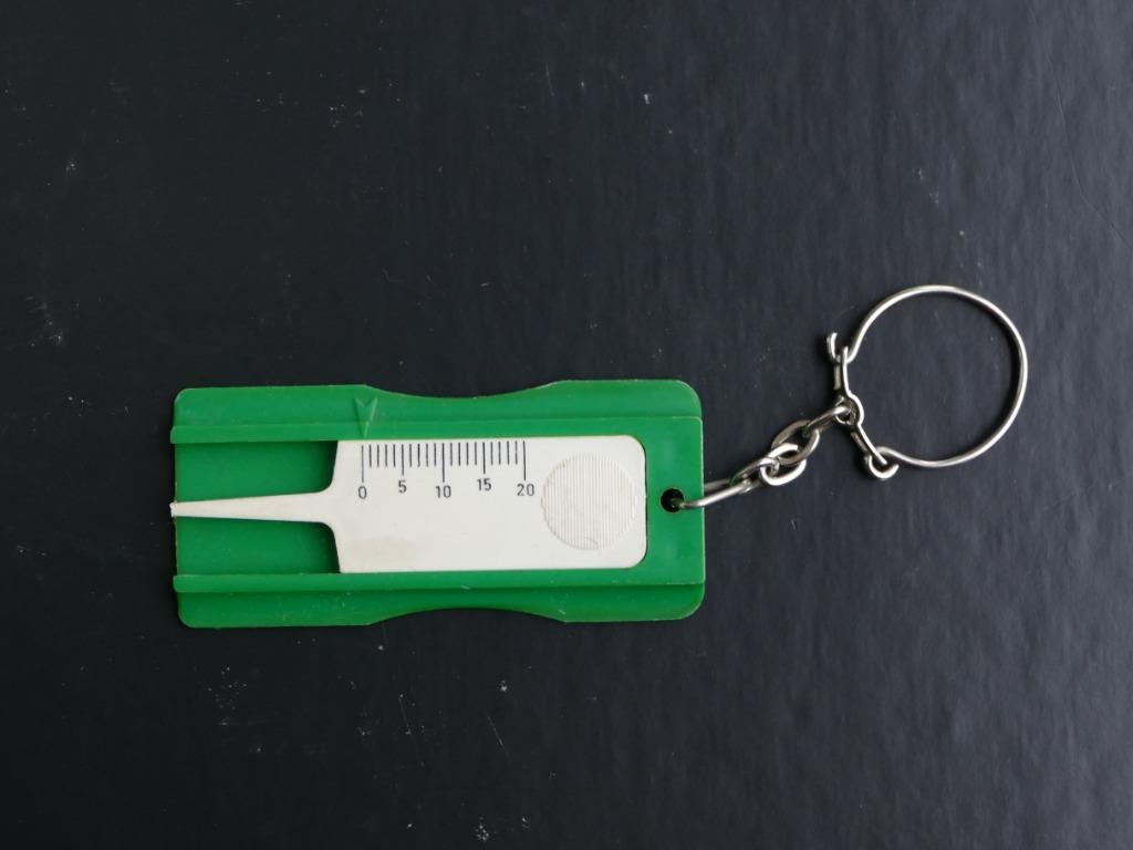 Sleutelhanger Esso Banden profiel diepte meter, Enlèvement ou Envoi, Utilisé, Marque
